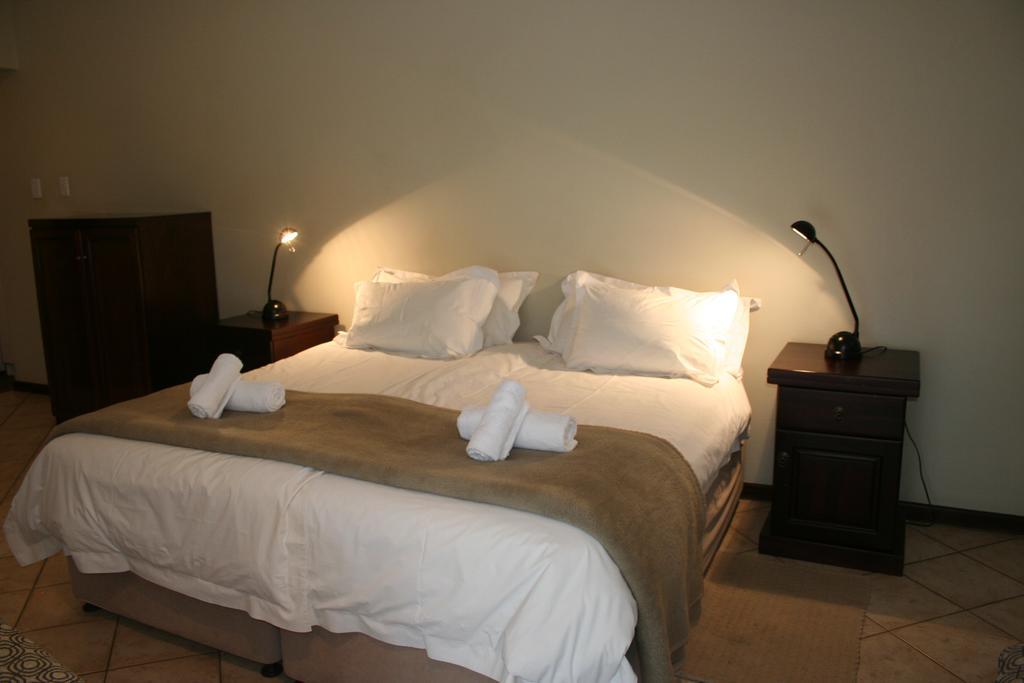 De Vagebond Hotel-Pension Уиндхоек Екстериор снимка