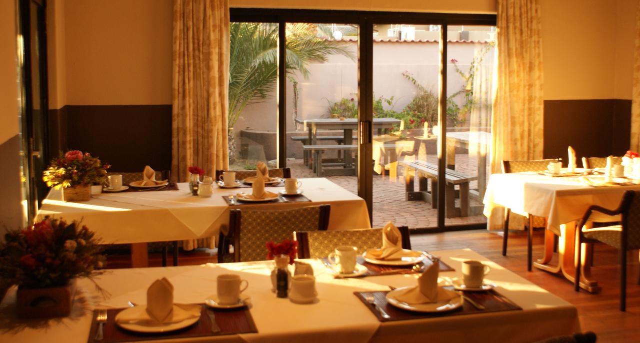 De Vagebond Hotel-Pension Уиндхоек Екстериор снимка
